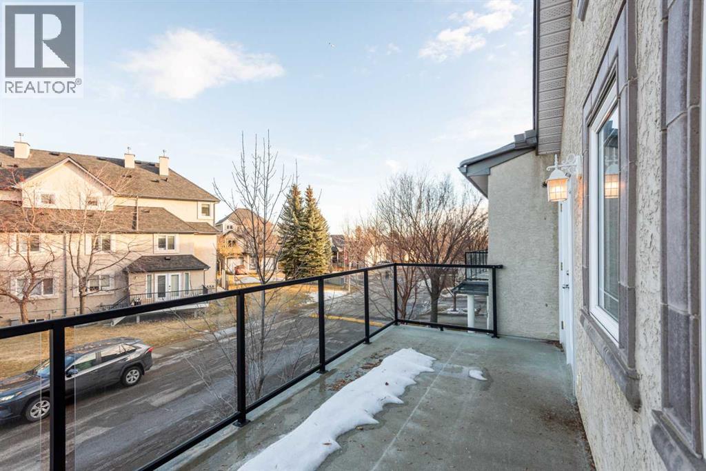 168 Simcoe Place Sw, Calgary, Alberta  T3H 4T7 - Photo 9 - A2277946