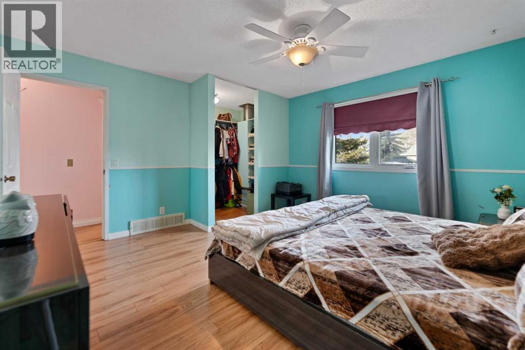 892 Abbotsford Drive Ne, Calgary, Alberta  T2A 6B8 - Photo 11 - A2279402