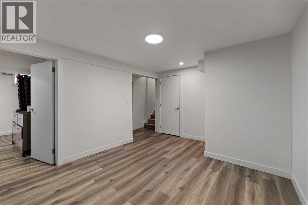 892 Abbotsford Drive Ne, Calgary, Alberta  T2A 6B8 - Photo 23 - A2279402