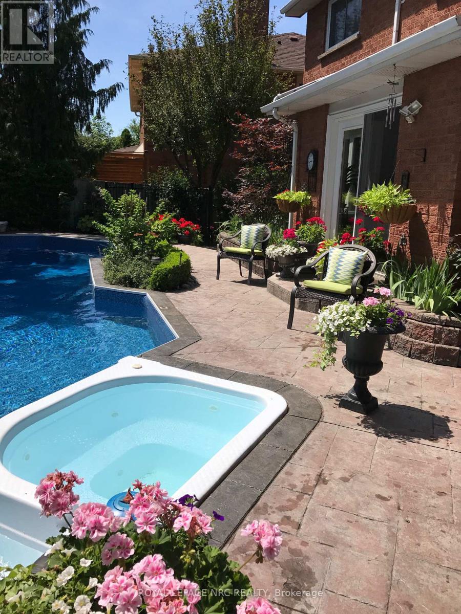 1152 Rushbrooke Drive, Oakville, Ontario  L6M 1K1 - Photo 41 - W12705584