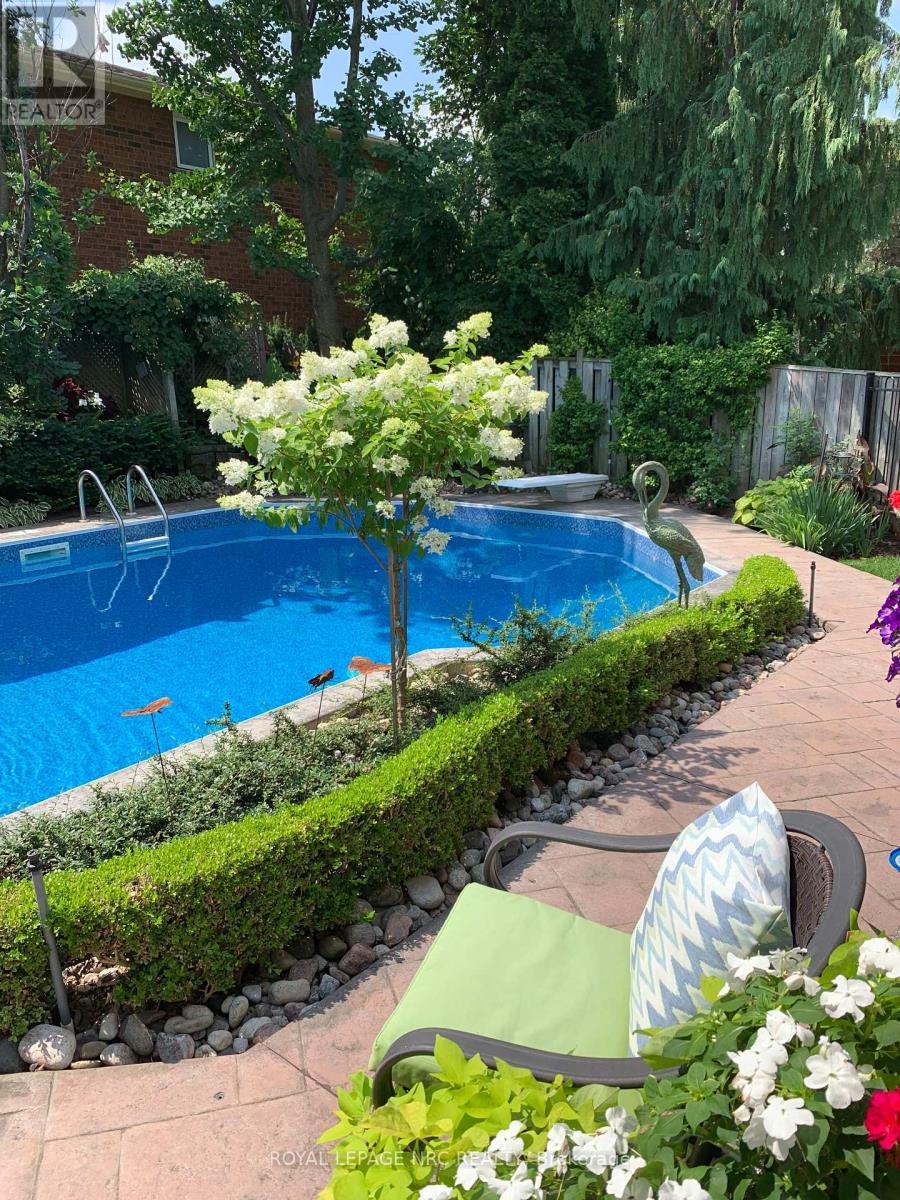 1152 Rushbrooke Drive, Oakville, Ontario  L6M 1K1 - Photo 43 - W12705584