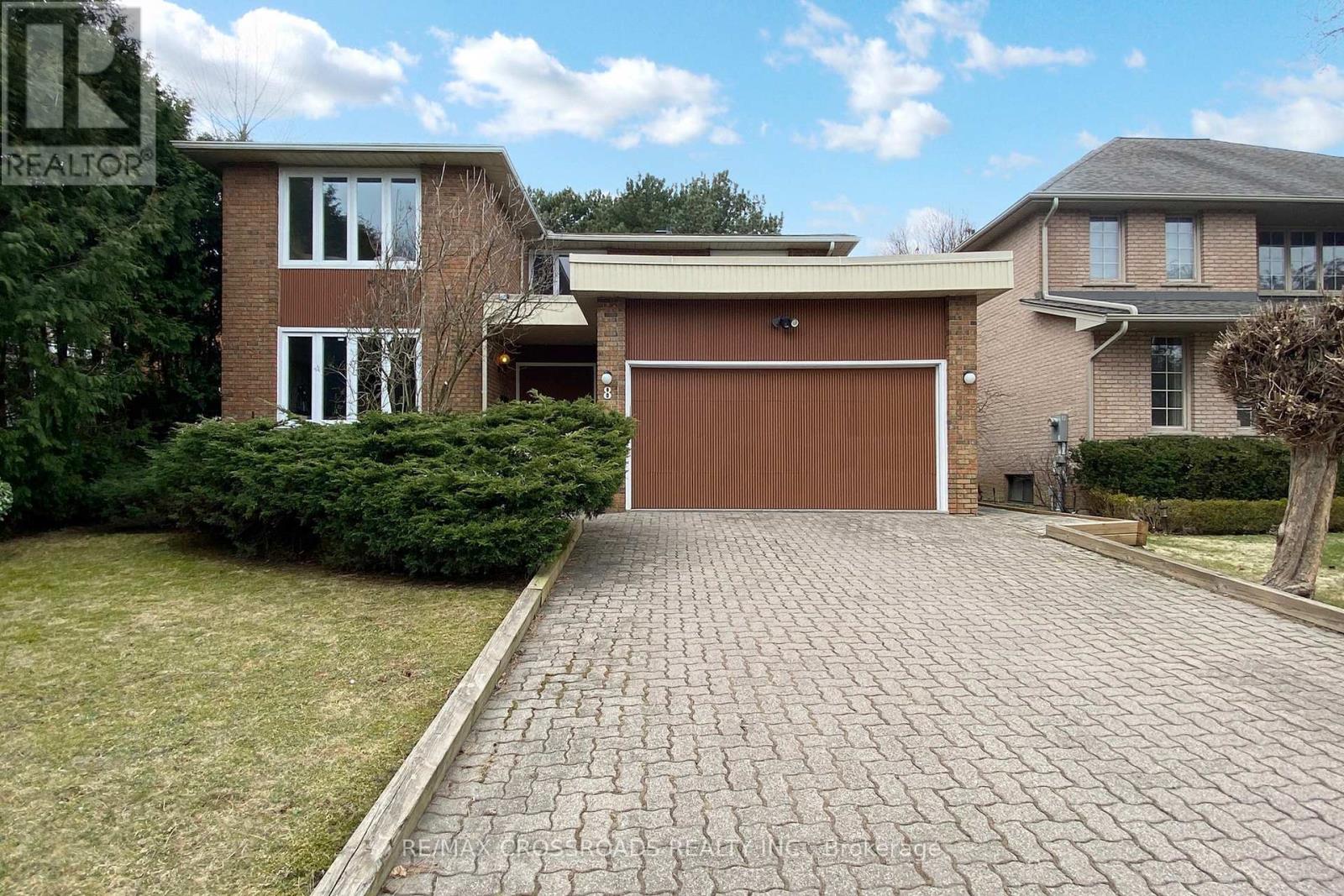 8 ORCHID COURT, Toronto, Ontario