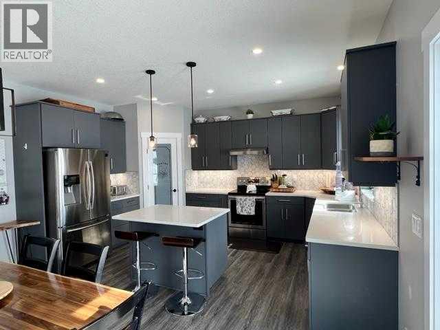 11, 1049 Alberta Avenue, Debolt, Alberta  T0H 1B0 - Photo 11 - A2268259