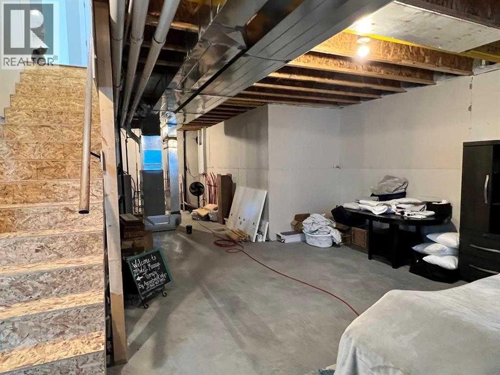 11, 1049 Alberta Avenue, Debolt, Alberta  T0H 1B0 - Photo 15 - A2268259