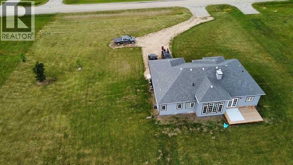 11, 1049 Alberta Avenue, Debolt, Alberta  T0H 1B0 - Photo 31 - A2268259