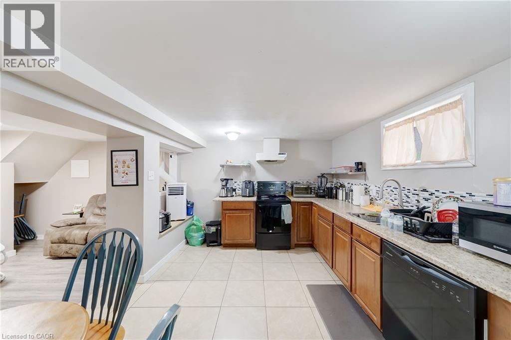 33 Fitzgerald Street, St. Catharines, Ontario  L2R 4B5 - Photo 32 - 40799103