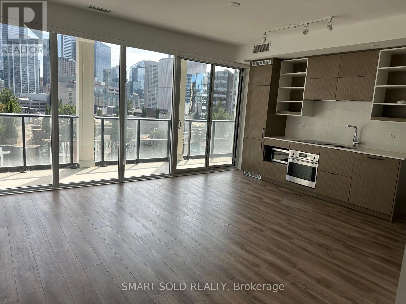 1110 - 20 Edward Street, Toronto, Ontario  M5G 1C9 - Photo 2 - C12705592