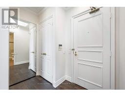 902 - 38 AVENUE ROAD, Toronto, Ontario