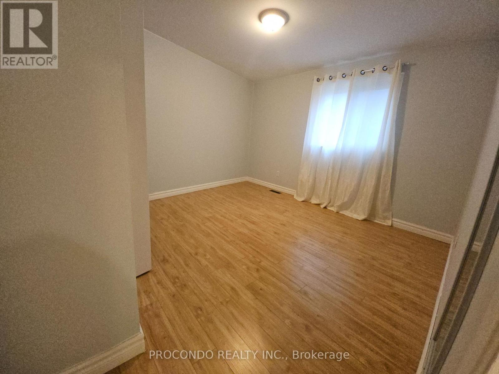 74 Timberbank Boulevard, Toronto, Ontario  M1W 1Z5 - Photo 12 - E12705622