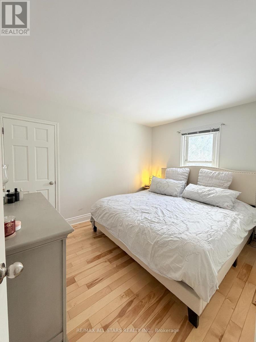 68 Montreal Street, Whitchurch-Stouffville, Ontario  L4A 7W1 - Photo 10 - N12705616