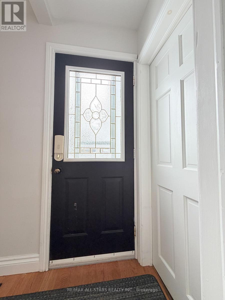 68 Montreal Street, Whitchurch-Stouffville, Ontario  L4A 7W1 - Photo 11 - N12705616