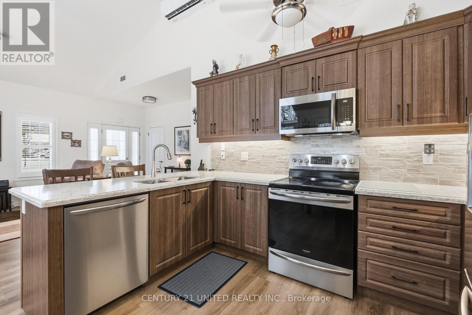 1804 - 300 Croft Street, Port Hope, Ontario  L1A 0E1 - Photo 12 - X12701720