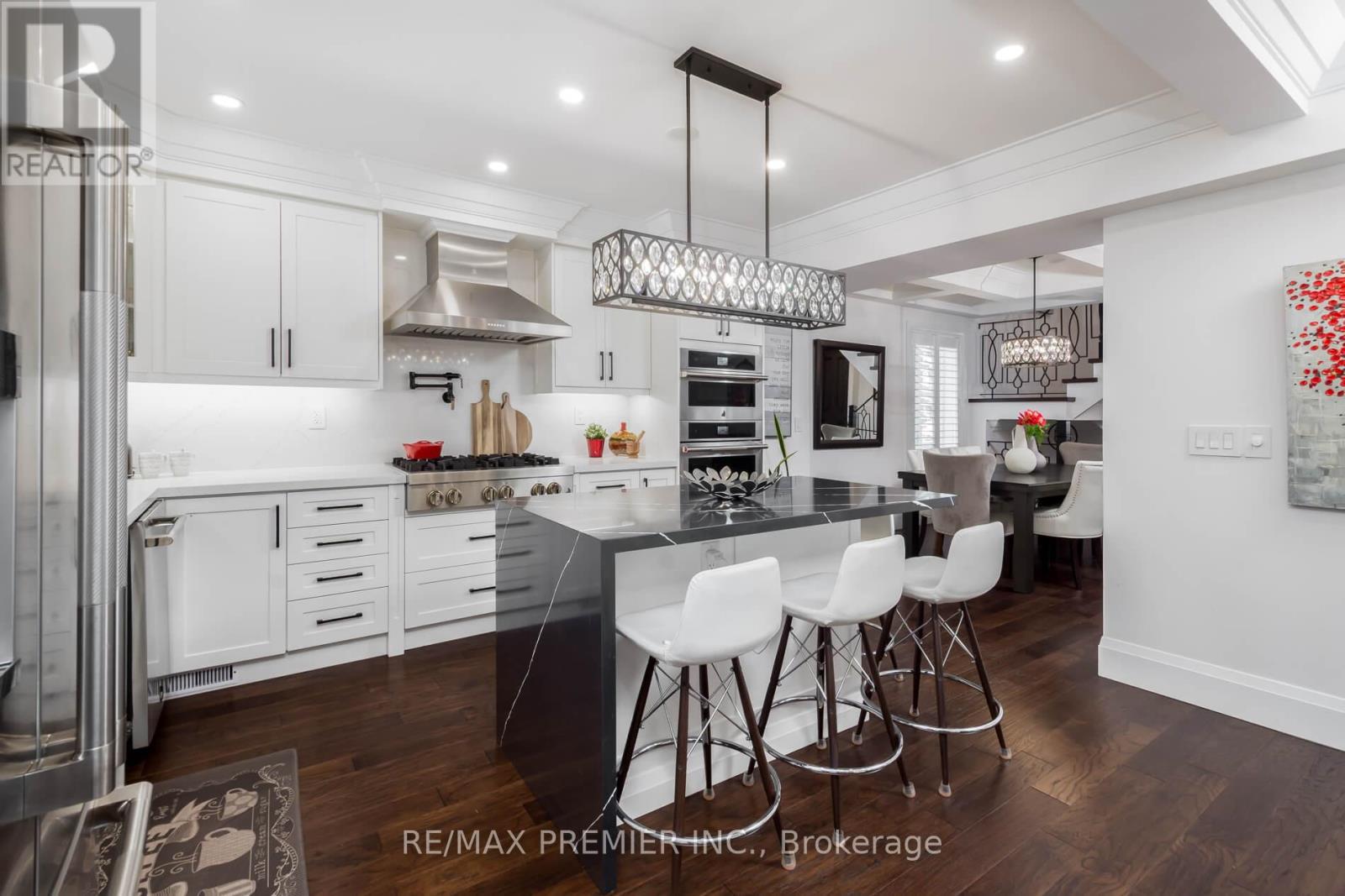 21 Elizabeth Street N, Brampton, Ontario  L6X 1S1 - Photo 14 - W12705582