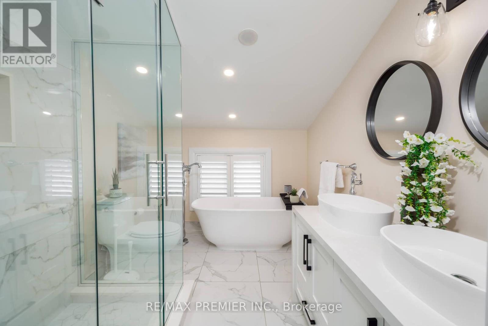 21 Elizabeth Street N, Brampton, Ontario  L6X 1S1 - Photo 22 - W12705582