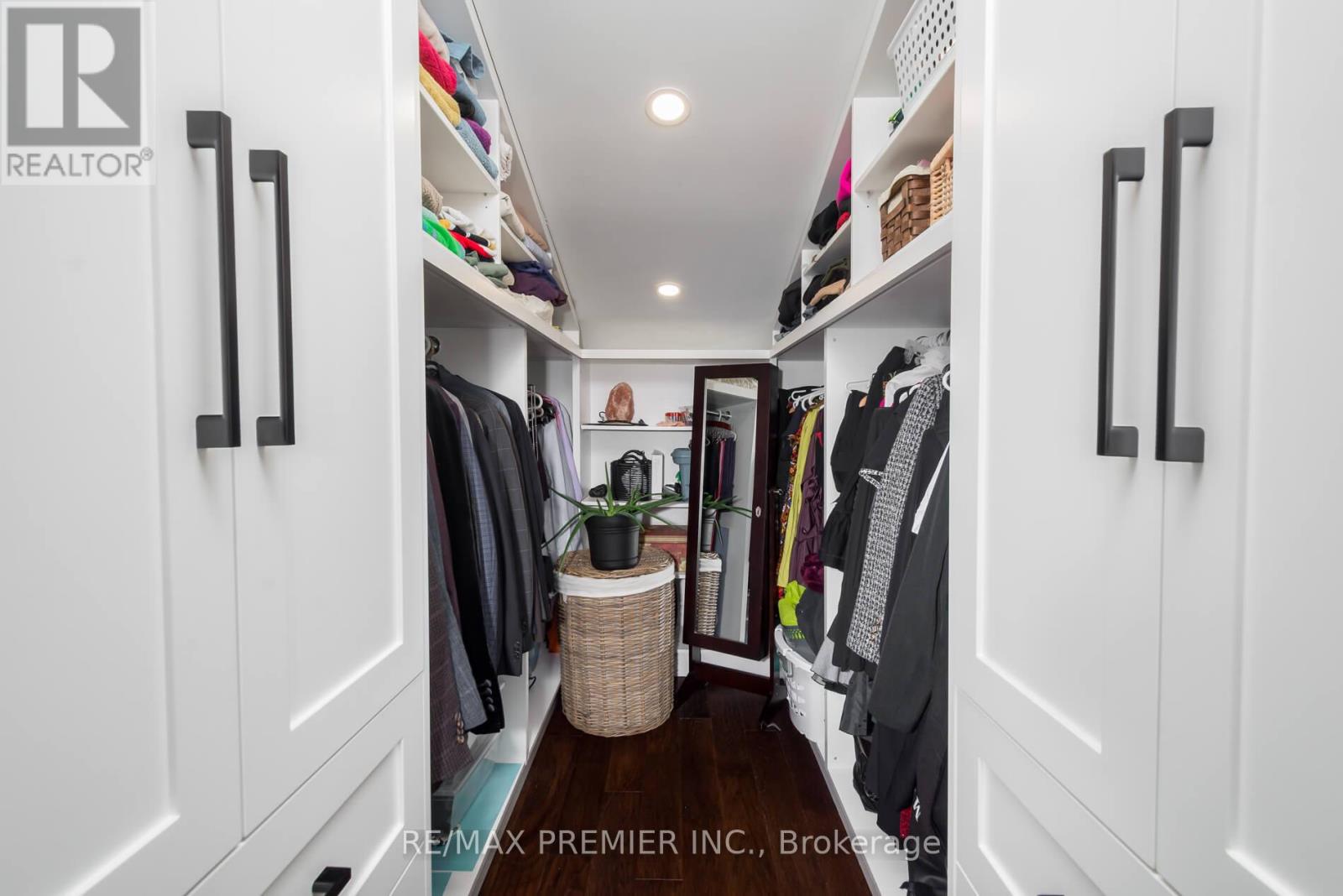 21 Elizabeth Street N, Brampton, Ontario  L6X 1S1 - Photo 23 - W12705582