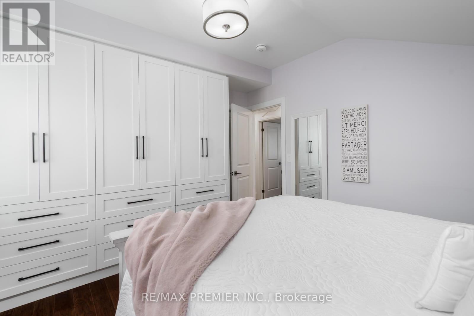 21 Elizabeth Street N, Brampton, Ontario  L6X 1S1 - Photo 26 - W12705582