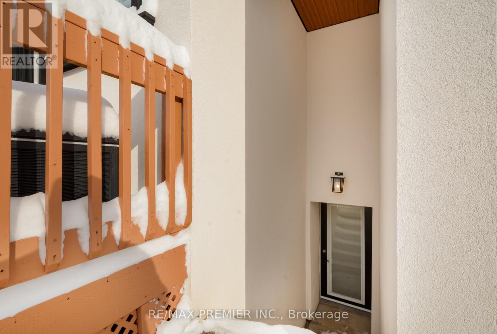 21 Elizabeth Street N, Brampton, Ontario  L6X 1S1 - Photo 38 - W12705582