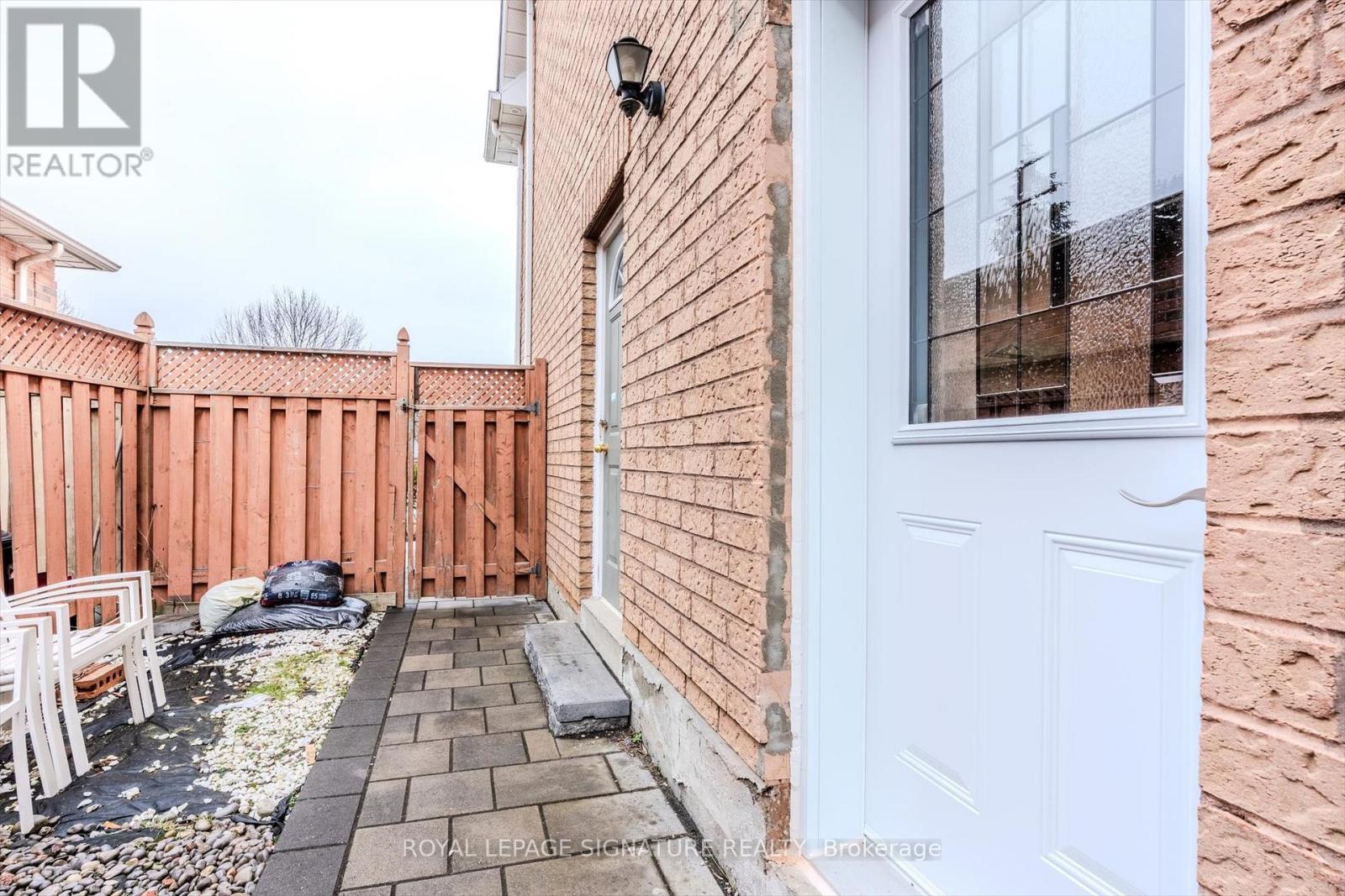 Bsmt - 6382 Donway Drive, Mississauga, Ontario  L5V 1J5 - Photo 13 - W12705586