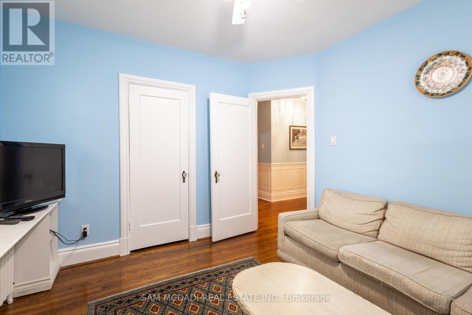 11 Brant Avenue, Mississauga, Ontario  L5G 3N9 - Photo 22 - W12705602