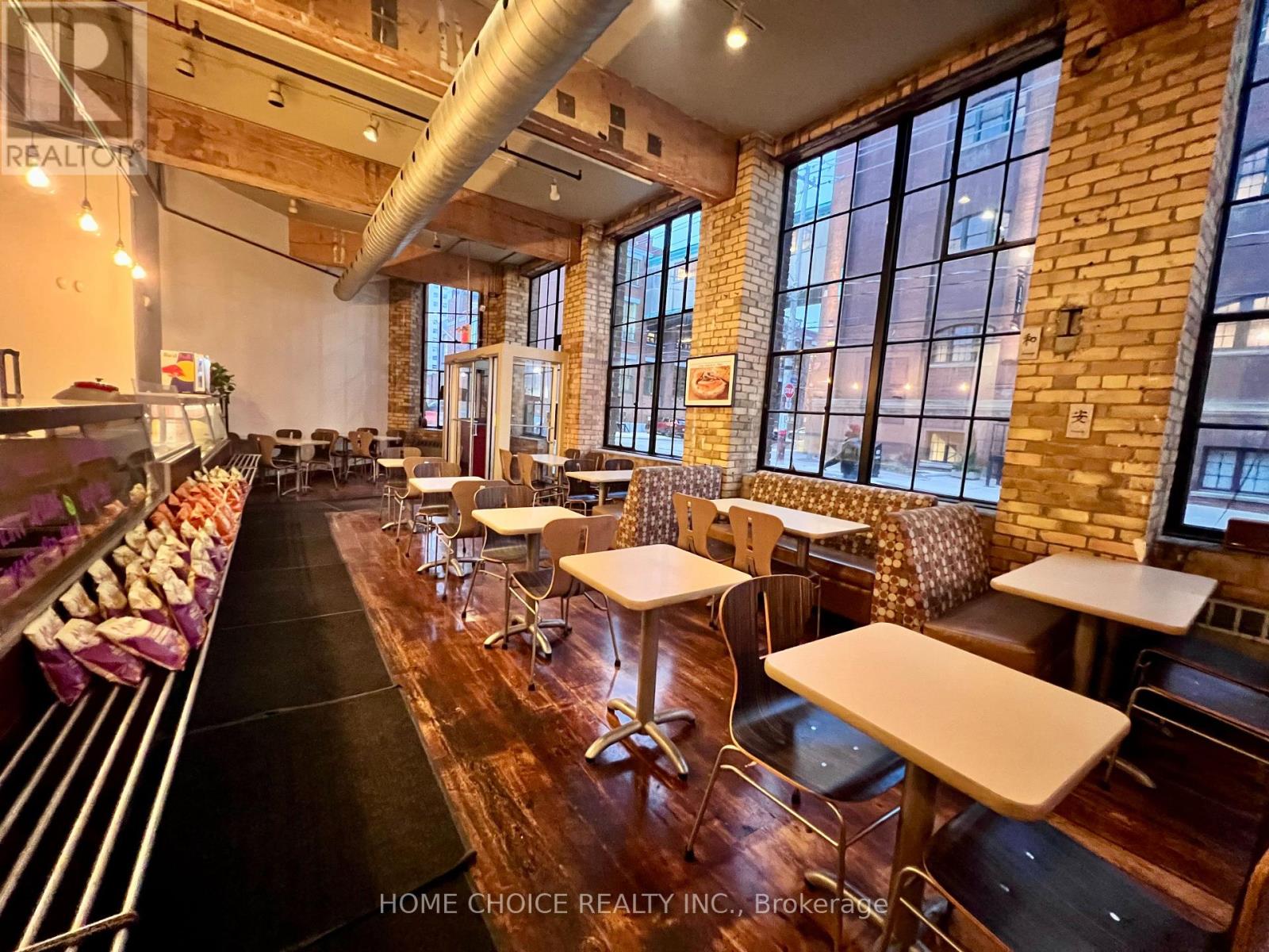 159 Liberty Street, Toronto, Ontario  M6K 3G3 - Photo 4 - W12705614