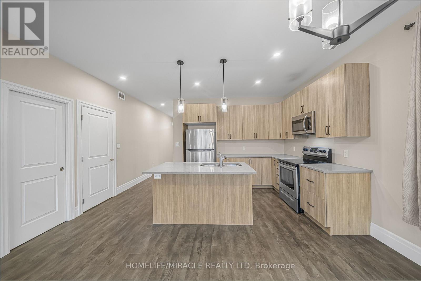 35 Allen Street, Prince Edward County, Ontario  K0K 2T0 - Photo 8 - X12705596