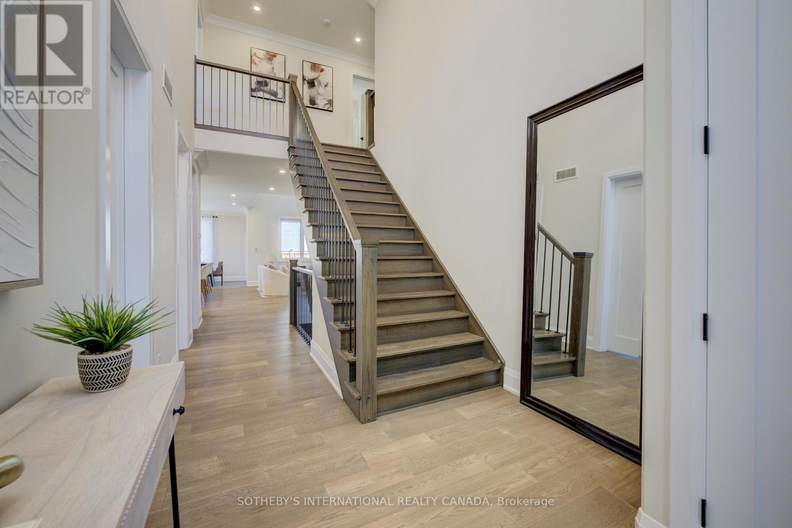 6 Gore Estate Court, North Dumfries, Ontario  N0B 1E0 - Photo 5 - X12705620