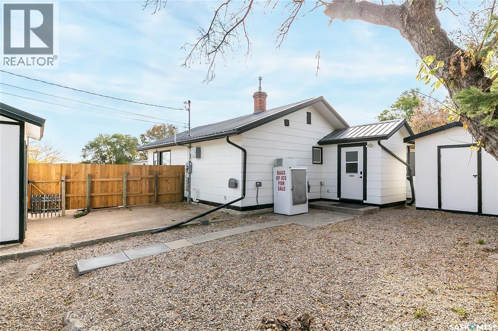 104 Centre Street, Regina Beach, Saskatchewan  S0G 4C0 - Photo 23 - SK026870