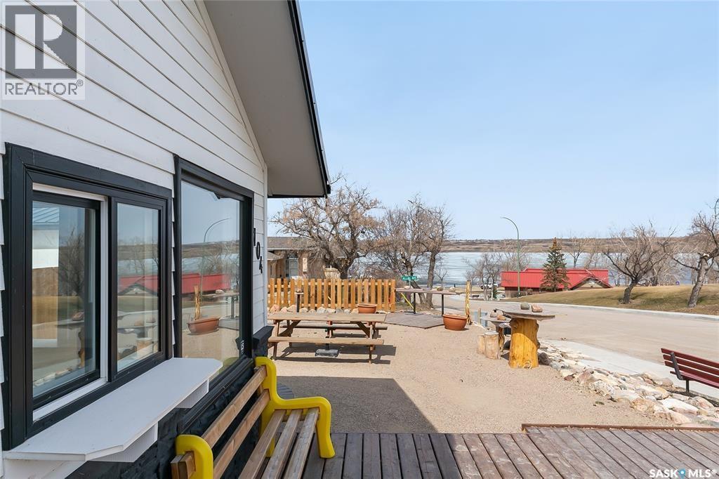 104 Centre Street, Regina Beach, Saskatchewan  S0G 4C0 - Photo 3 - SK026870