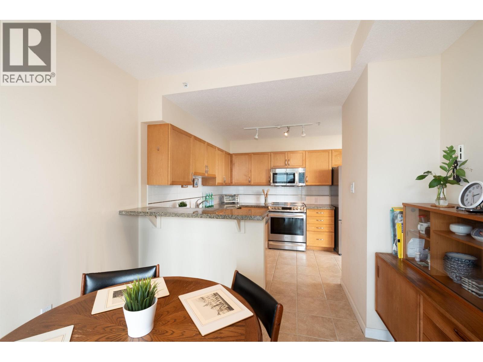 2402 4398 Buchanan Street, Burnaby, British Columbia  V5C 6R7 - Photo 12 - R3078175