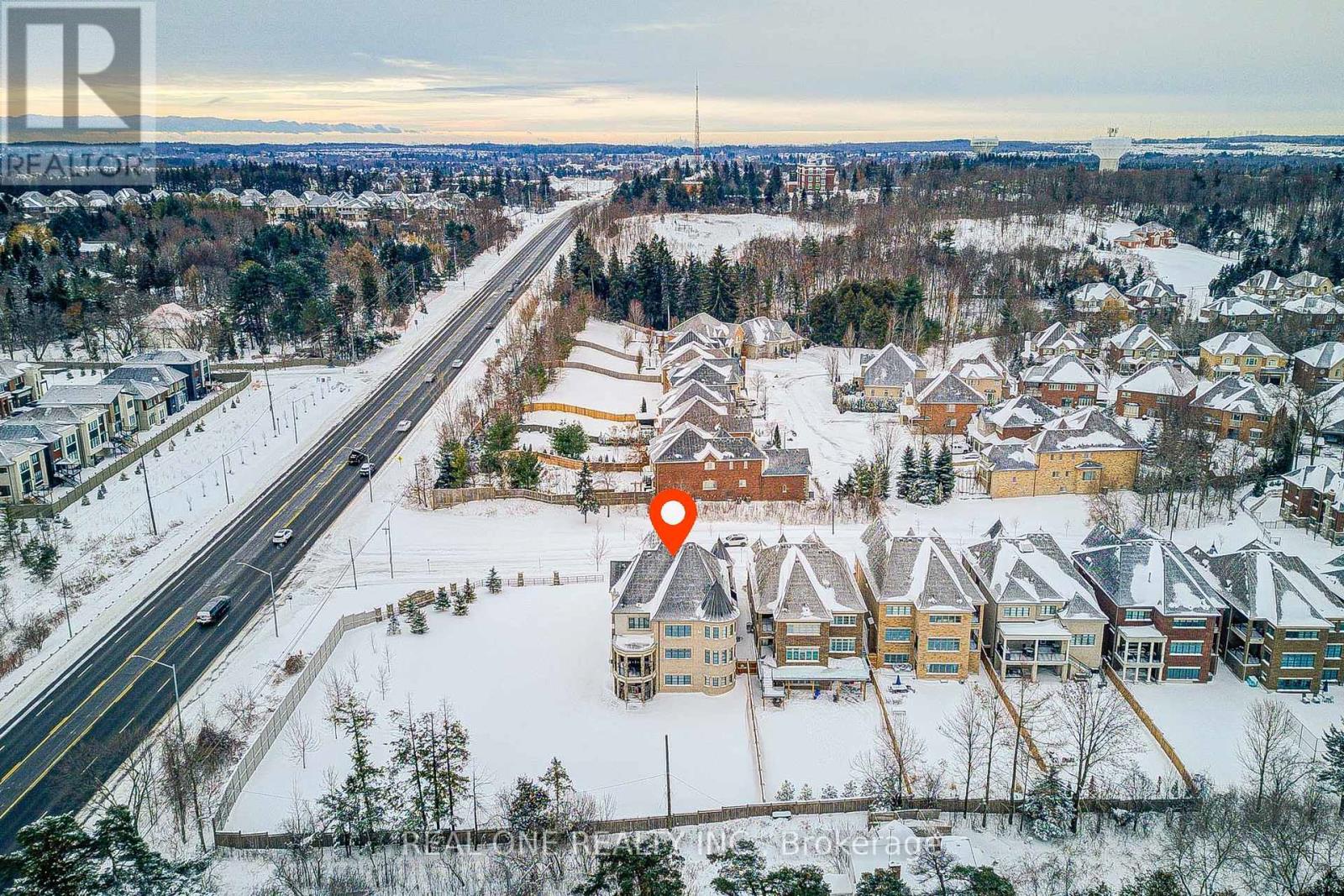 99 Glensteeple Trail N, Aurora, Ontario  L4G 3T1 - Photo 5 - N12702846