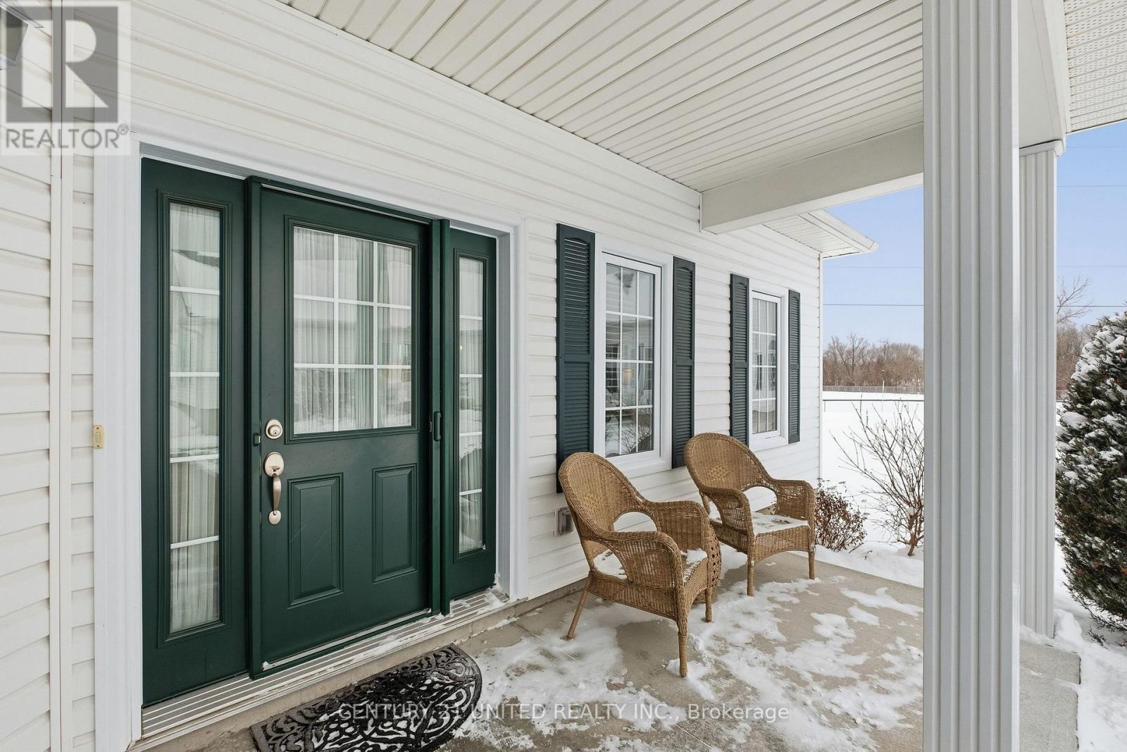 1804 - 300 Croft Street, Port Hope, Ontario  L1A 0E1 - Photo 2 - X12701720