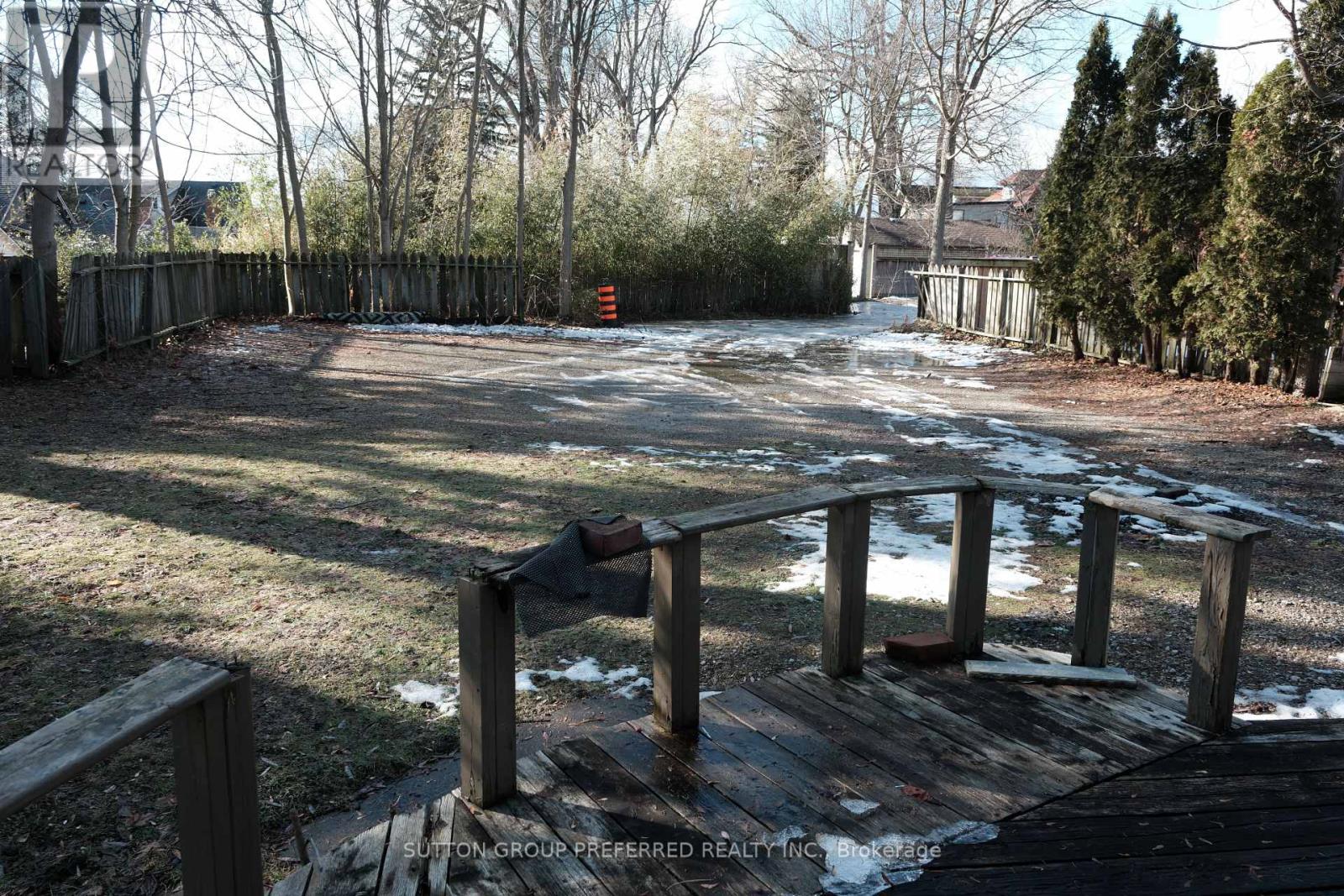 1055 Richmond Street, London East, Ontario  N6A 3J7 - Photo 14 - X12705628