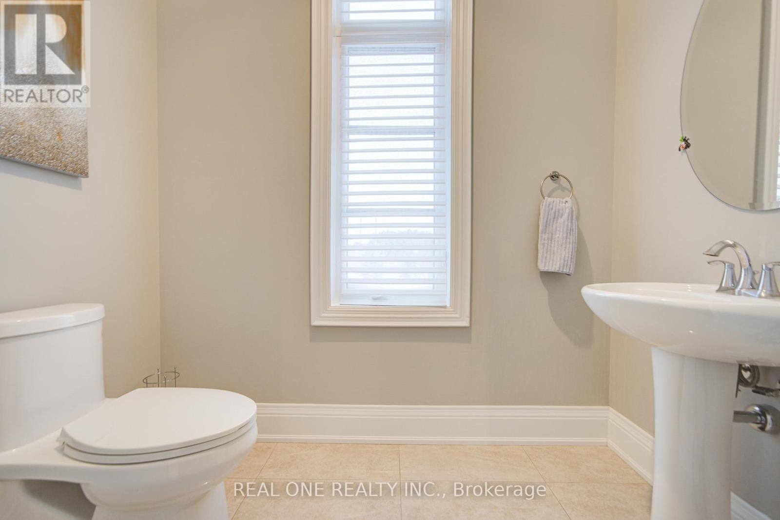 99 Glensteeple Trail N, Aurora, Ontario  L4G 3T1 - Photo 25 - N12702846