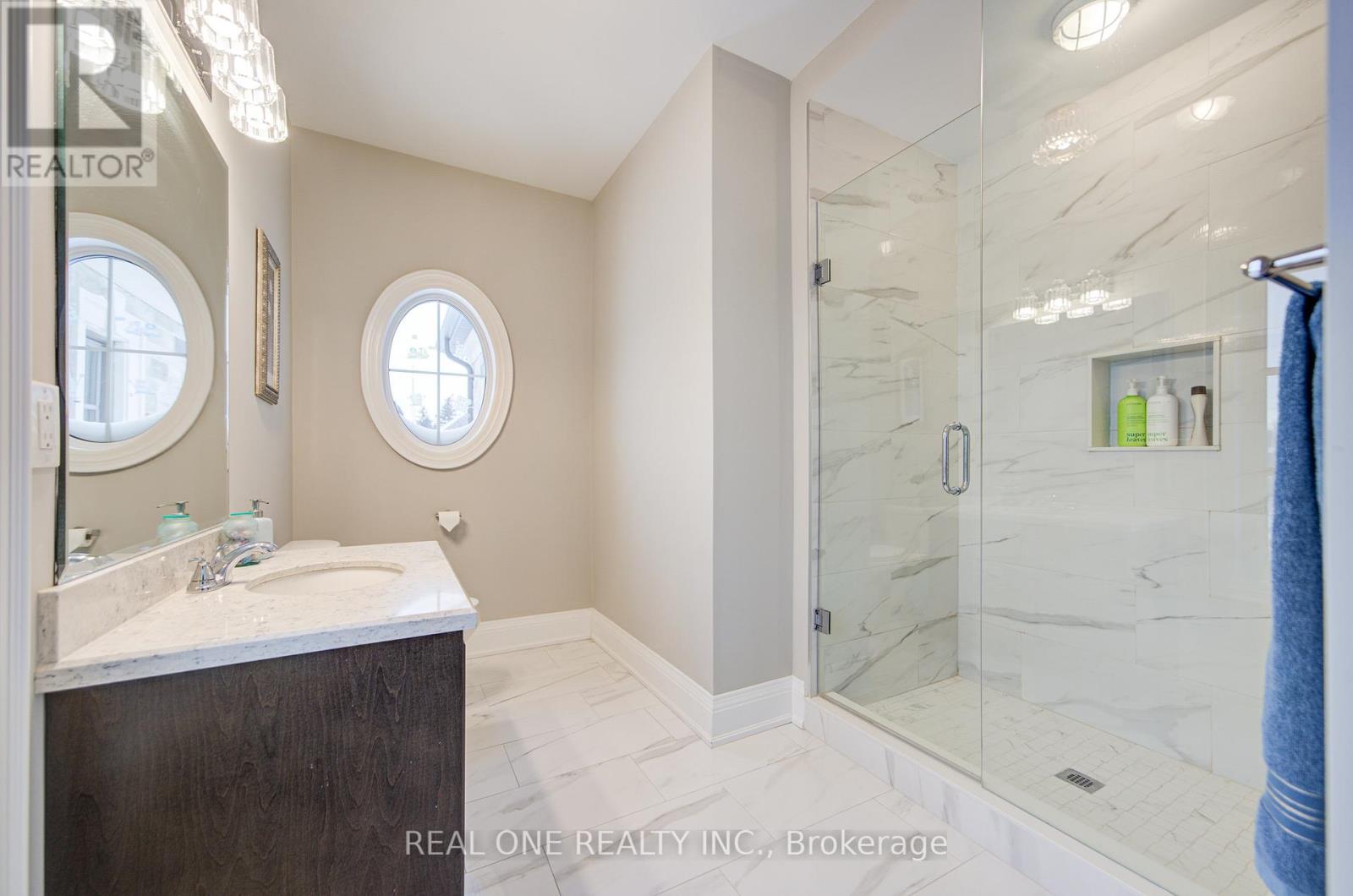 99 Glensteeple Trail N, Aurora, Ontario  L4G 3T1 - Photo 38 - N12702846