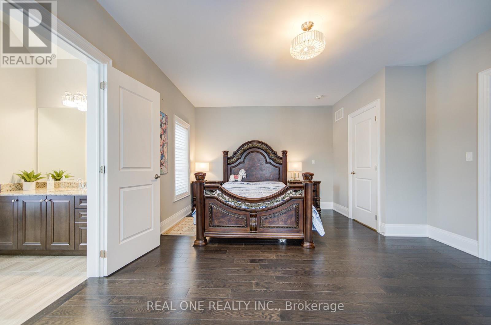 99 Glensteeple Trail N, Aurora, Ontario  L4G 3T1 - Photo 42 - N12702846