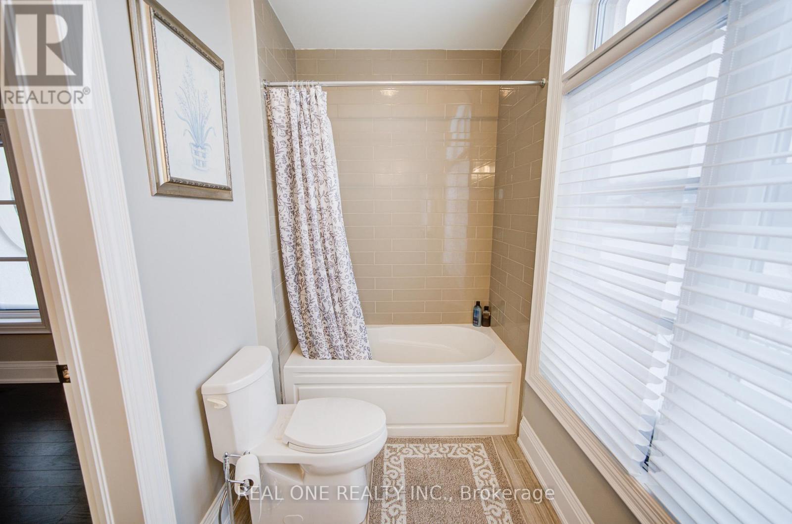 99 Glensteeple Trail N, Aurora, Ontario  L4G 3T1 - Photo 45 - N12702846