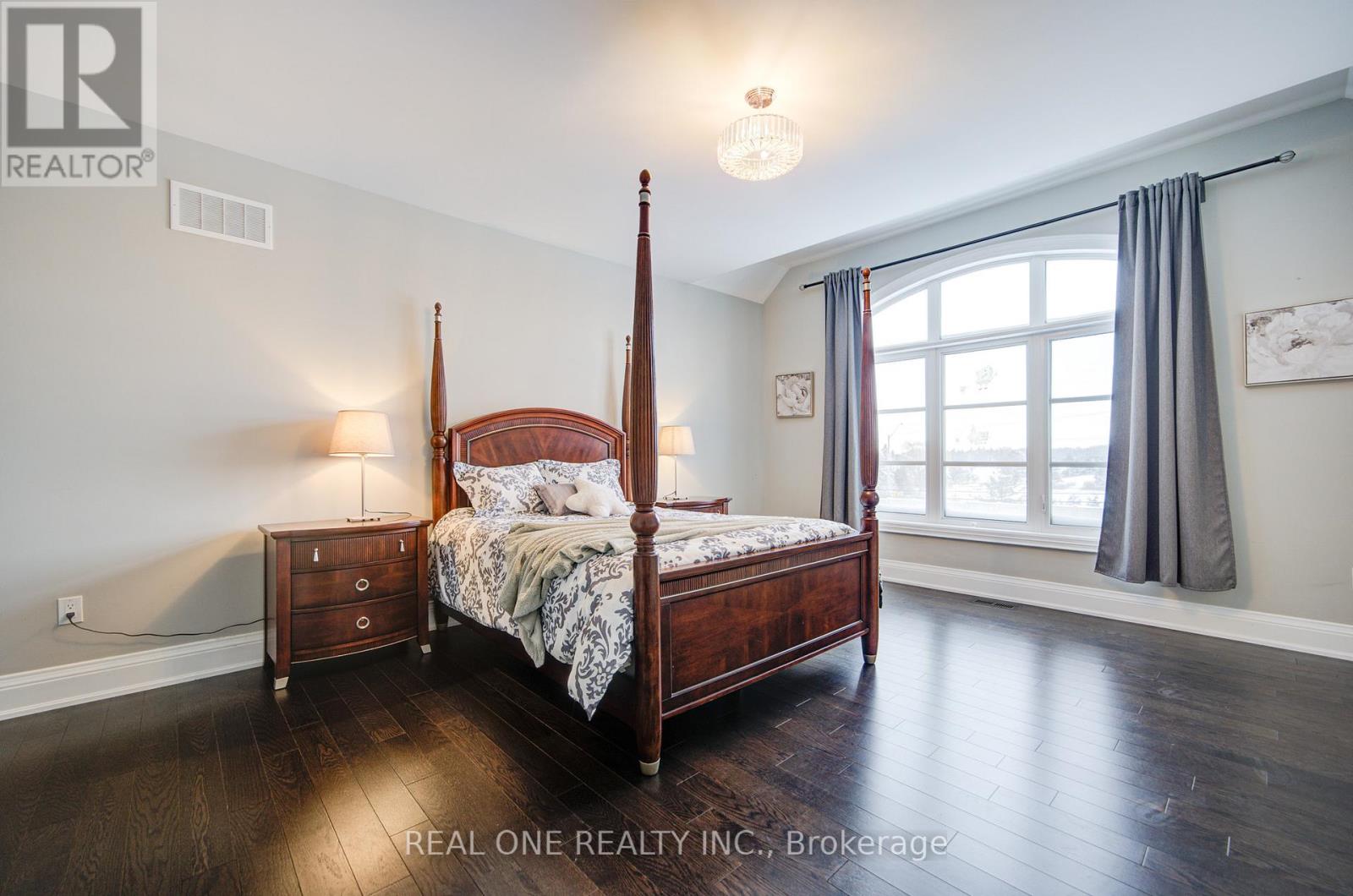 99 Glensteeple Trail N, Aurora, Ontario  L4G 3T1 - Photo 37 - N12702846