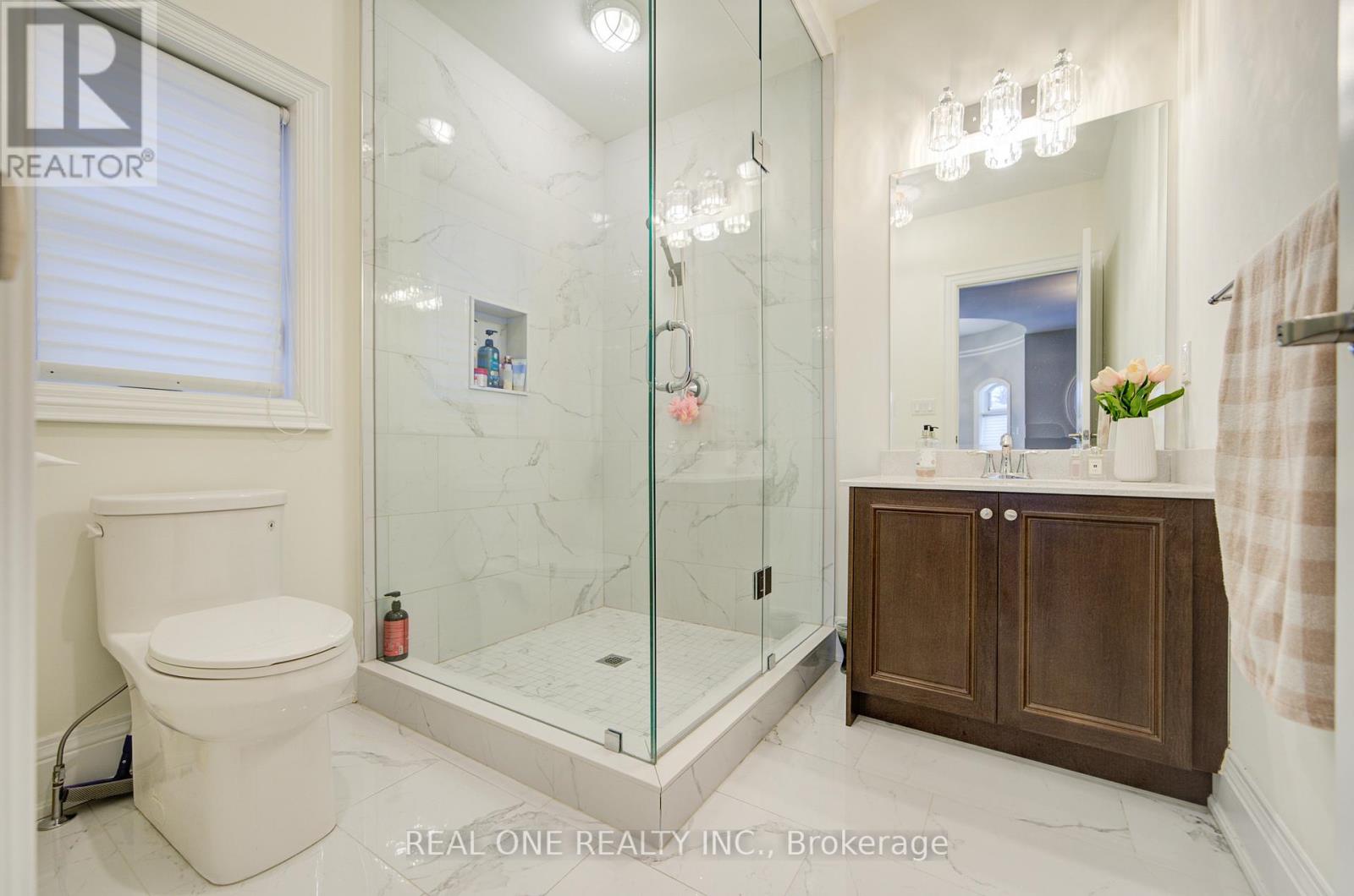 99 Glensteeple Trail N, Aurora, Ontario  L4G 3T1 - Photo 41 - N12702846