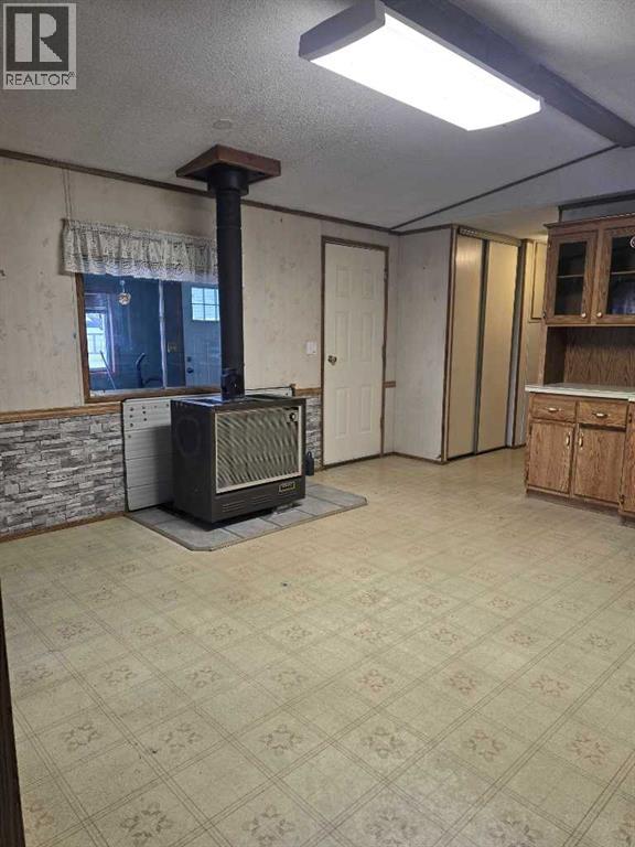 21, 4028 Highway 11, Rural Lacombe County, Alberta  T4L 2N3 - Photo 5 - A2278059