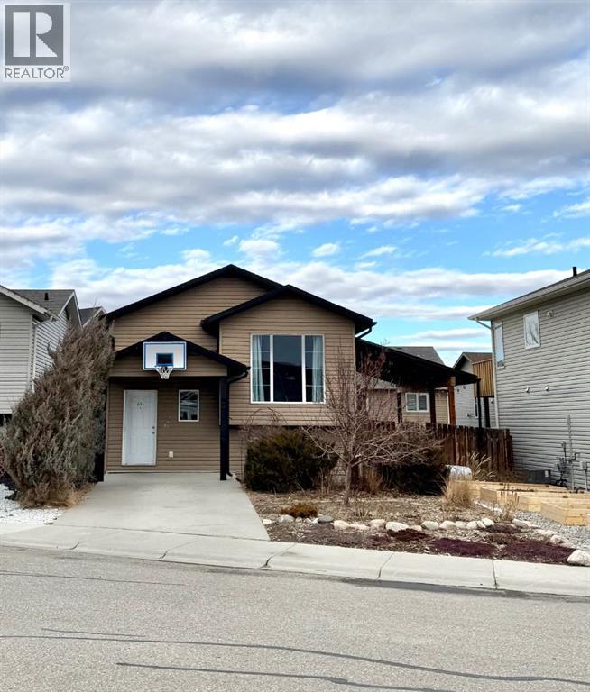 633 48 Avenue, Coalhurst, Alberta