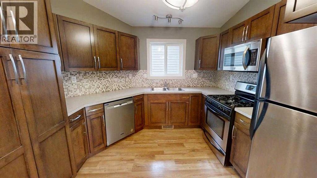 633 48 Avenue, Coalhurst, Alberta  T0L 0V0 - Photo 4 - A2279783