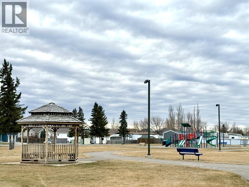 633 48 Avenue, Coalhurst, Alberta  T0L 0V0 - Photo 26 - A2279783