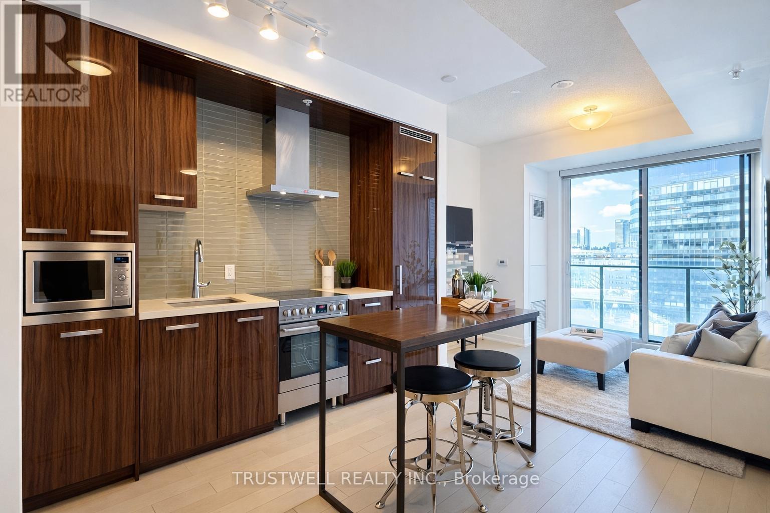 S715 - 120 BAYVIEW AVENUE, Toronto, Ontario