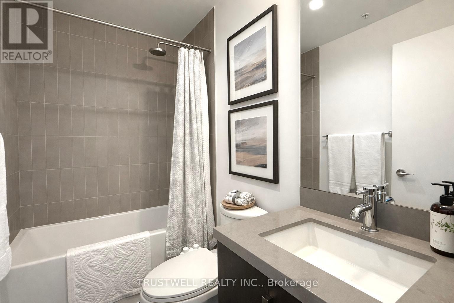 S715 - 120 Bayview Avenue, Toronto, Ontario  M5A 0J1 - Photo 8 - C12705632