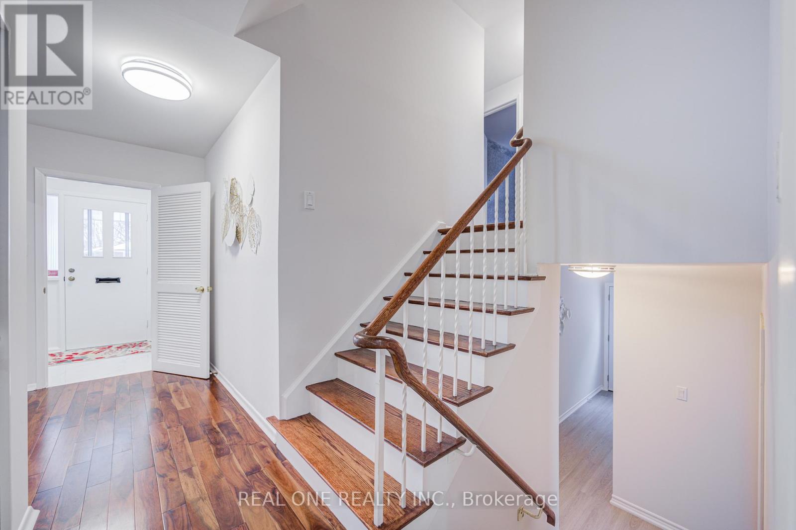 22 Kenmanor Boulevard, Toronto, Ontario  M1W 1R7 - Photo 6 - E12705634