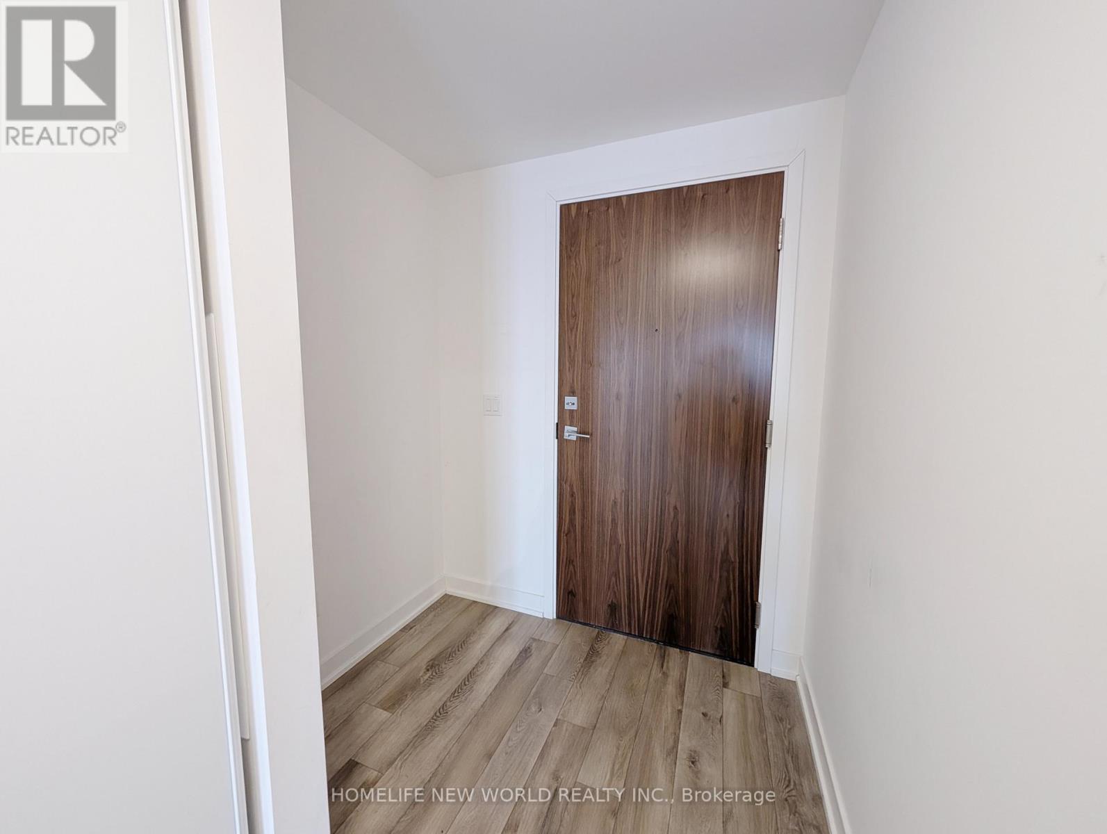 404 - 665 Queen Street E, Toronto, Ontario  M4M 1G4 - Photo 17 - E12698924