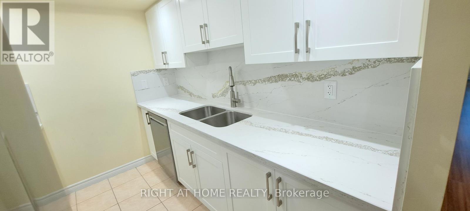 1416 - 5233 Dundas Street W, Toronto, Ontario  M9B 6M1 - Photo 11 - W12705644