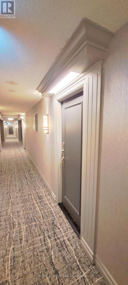 1416 - 5233 Dundas Street W, Toronto, Ontario  M9B 6M1 - Photo 4 - W12705644