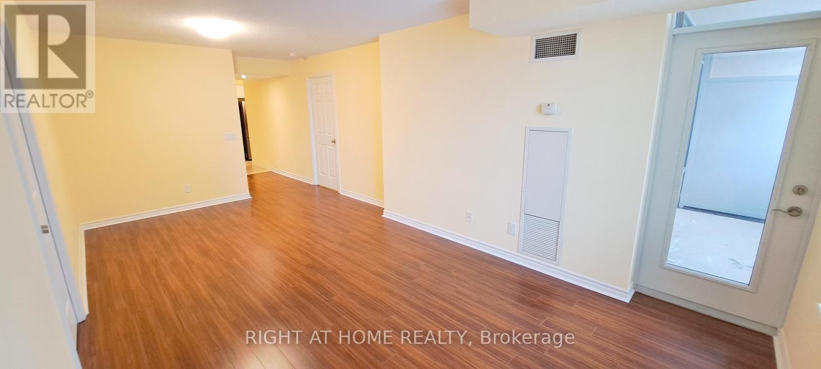 1416 - 5233 Dundas Street W, Toronto, Ontario  M9B 6M1 - Photo 8 - W12705644