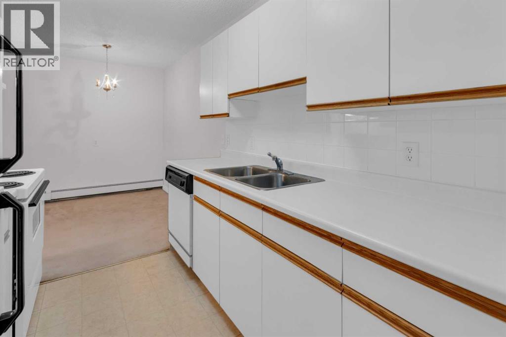 116, 3420 50 Street Nw, Calgary, Alberta  T3A 2E1 - Photo 2 - A2269531